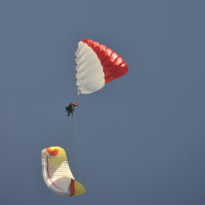 <b>SKY PARAGLIDERS | SKY DRIVE II | 38</b>