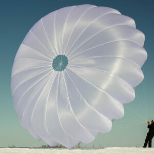<b>SEA WINGS | F-UP | 42</b>