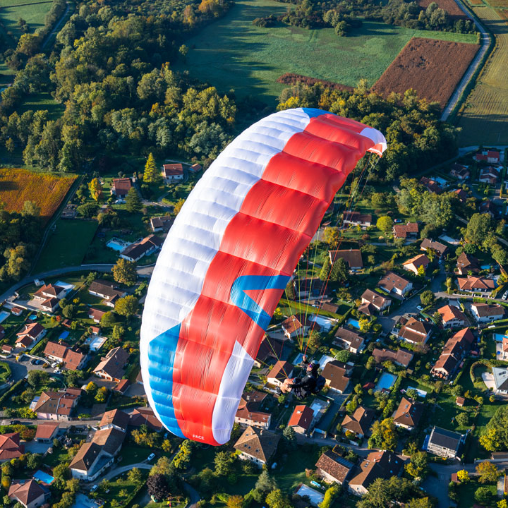 <b>SKYWALK PARAGLIDERS | PACE | 70+</b> 7 <b>SKYWALK PARAGLIDERS | PACE | 70+</b> – Bild 7