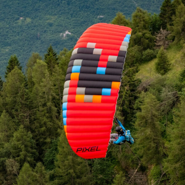 <b>SKY PARAGLIDERS | PIXEL | 7</b> – Bild 4