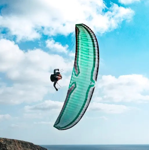 <b>LEVEL WINGS | FUZE | 10</b> 7 <b>LEVEL WINGS | FUZE | 10</b> – Bild 7