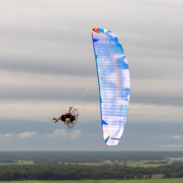 <b>BGD | TYPHOON | 20</b> 4 <b>BGD | TYPHOON | 20</b> – Bild 4